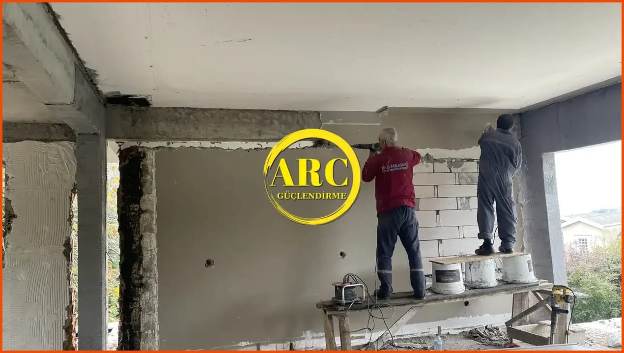 Kolon ve Kirişlerdeki Kılcal Çatlaklar Tehlikeli mi? Ne Zaman Endişelenmeli?