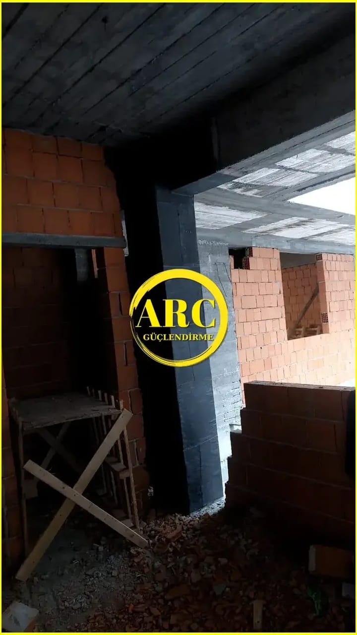 Erzincan'da FRP ile kiris guclendirme islemi