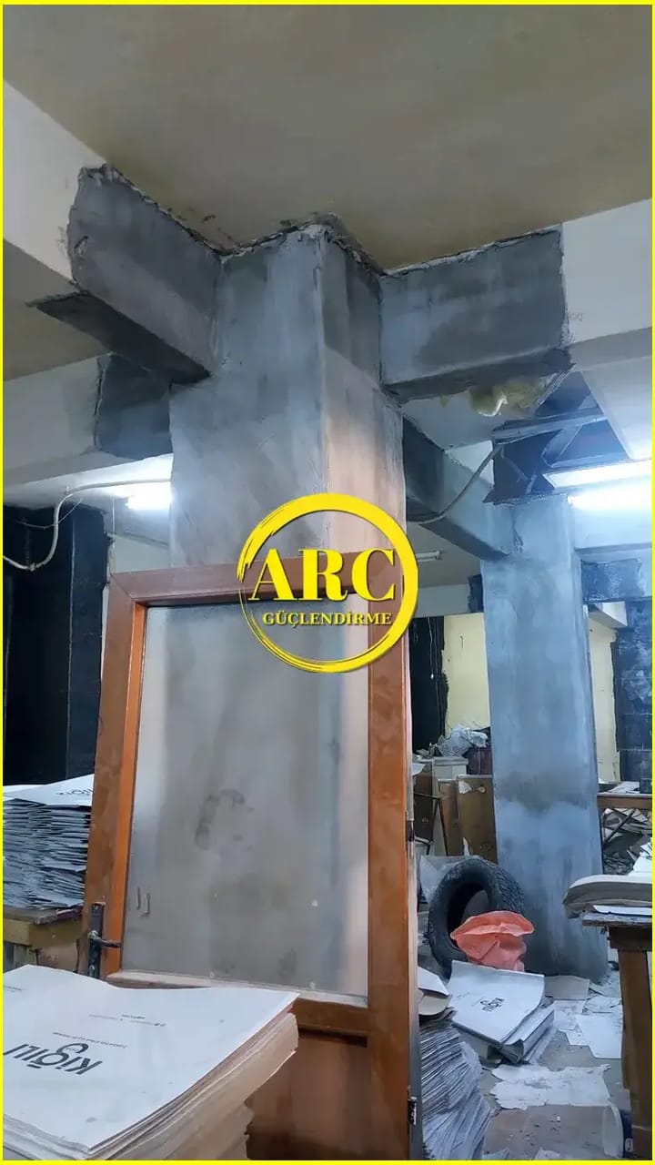 Sisli'de karbon fiber ile kolon guclendirme uygulama goruntusu