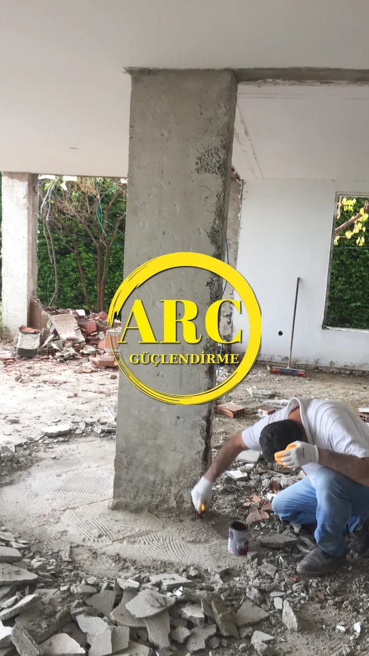 Kiriş güçlendirme için karbon fiber kumaş kaplama işlemi