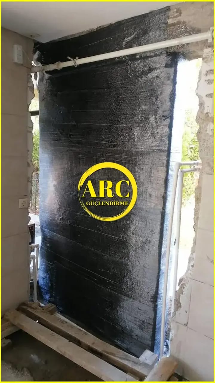 Kocaeli'deki bir binanin FRP kiris guclendirme detay uygulama gorseli.