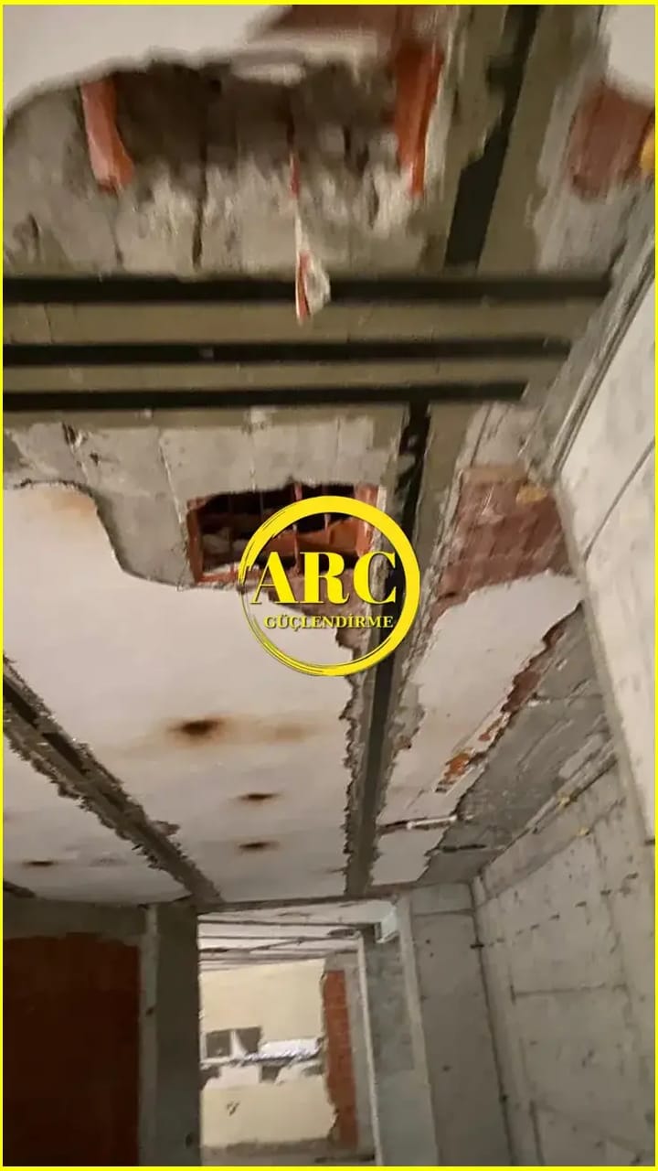 Manisa'da zemin plaka guclendirme calismasi