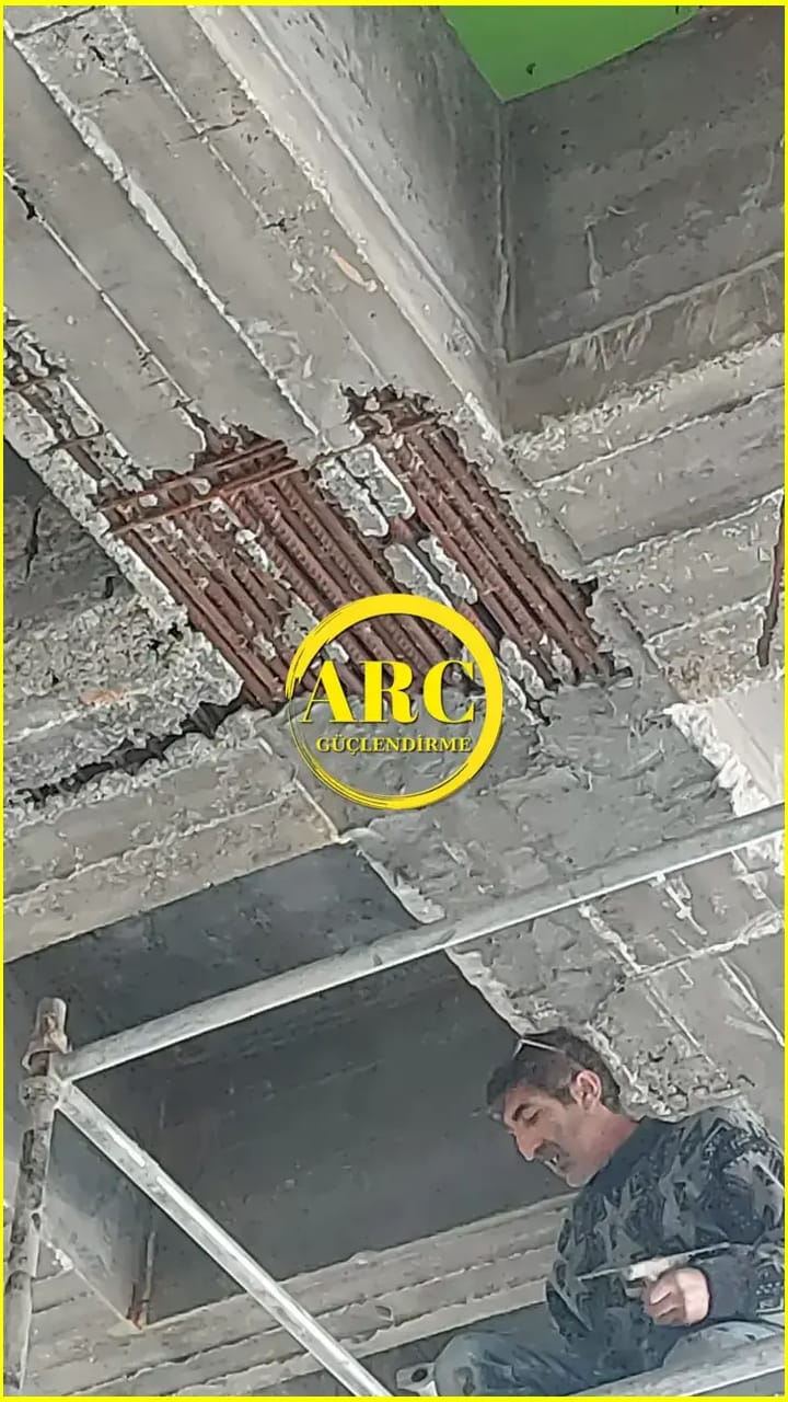 Mugla Fethiye zemin plaka guclendirme uygulama goruntusu